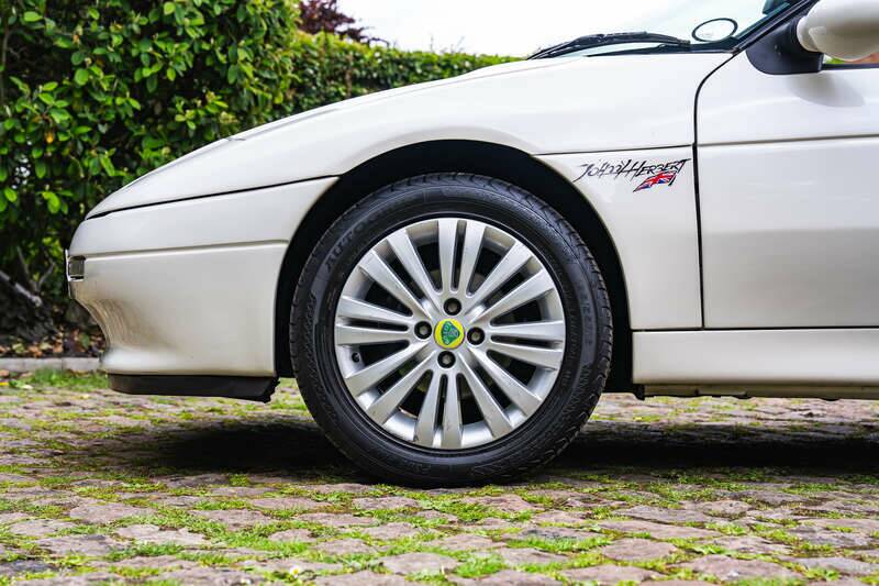 Bild 34/50 von Lotus Elan (1991)