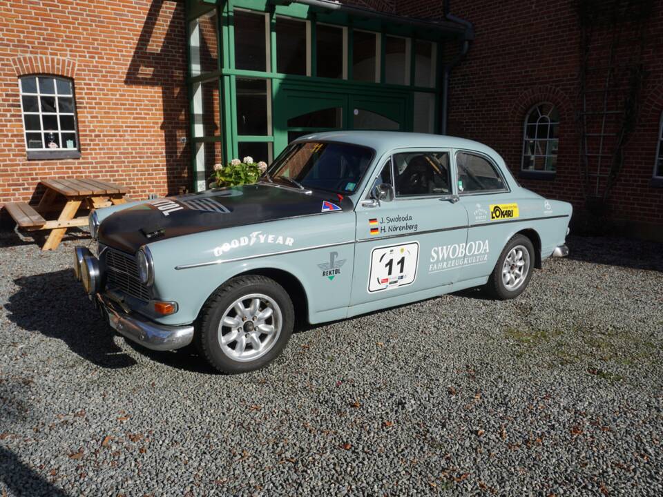 Image 1/18 of Volvo P 122 S (1966)