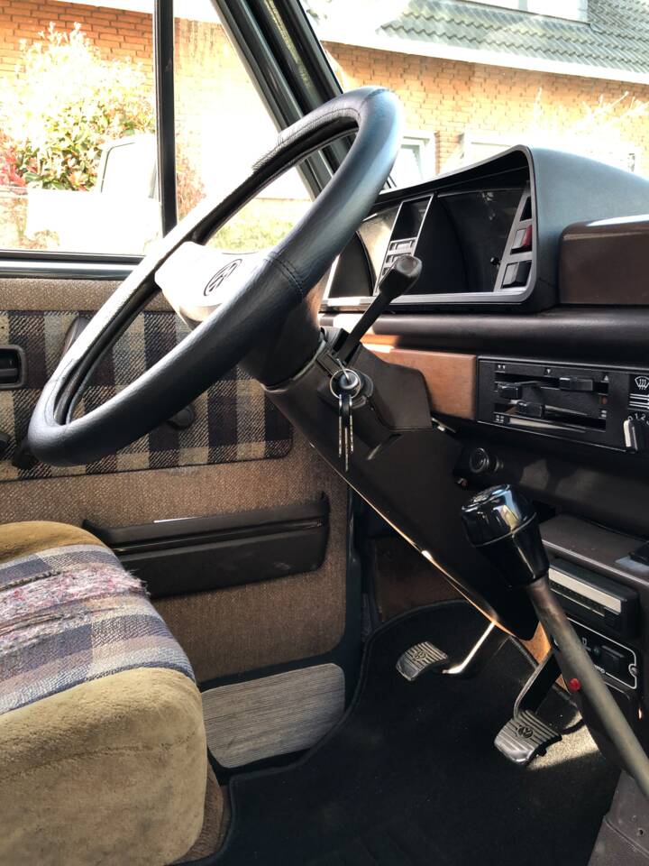 Afbeelding 2/20 van Volkswagen Dehler T3-Profi (1983)
