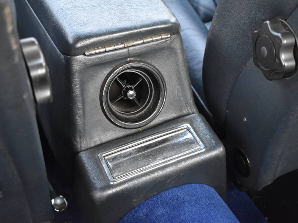 Bild 28/37 von Jaguar XJ 6 4.2 (1972)