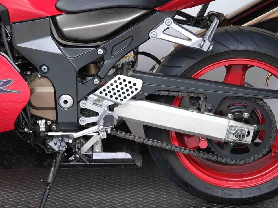 Image 80/91 of Kawasaki Ninja 1200 ZX-12R (2000)