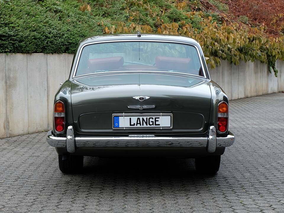 Image 5/48 of Bentley T 1 (1967)