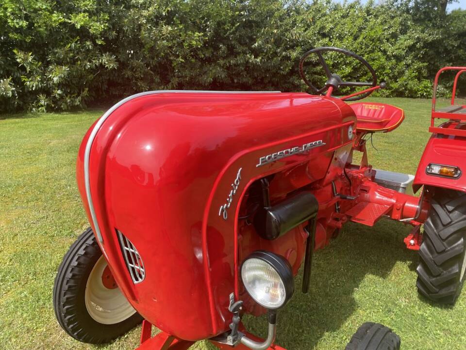 Image 5/8 of Porsche-Diesel Junior S (1959)