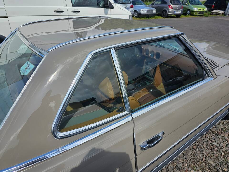 Image 17/27 of Mercedes-Benz 350 SL (1972)