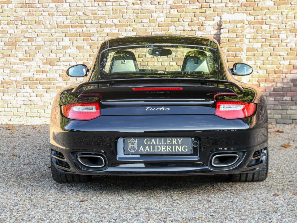 Bild 6/50 von Porsche 911 Turbo (2010)