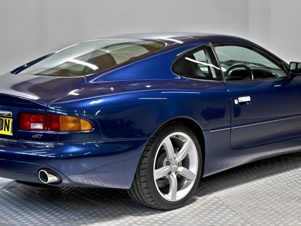 Image 23/50 of Aston Martin DB 7 GT (2004)