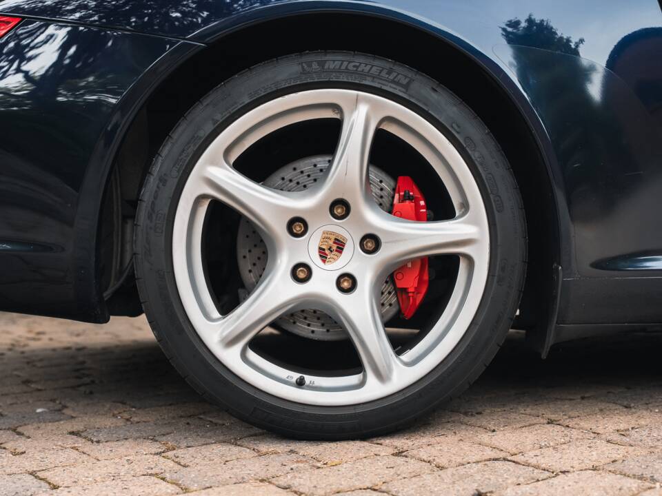 Bild 43/50 von Porsche 911 Carrera S (2005)