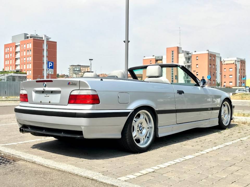 Immagine 15/41 di BMW M3 (1999)