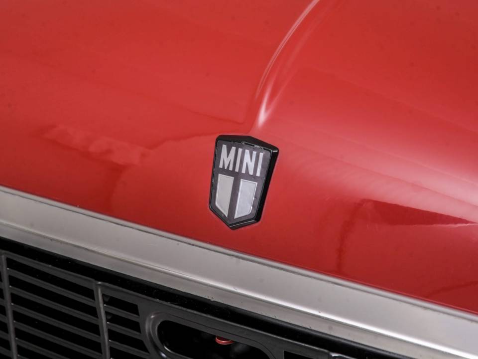 Image 29/50 of Mini 1000 (1985)