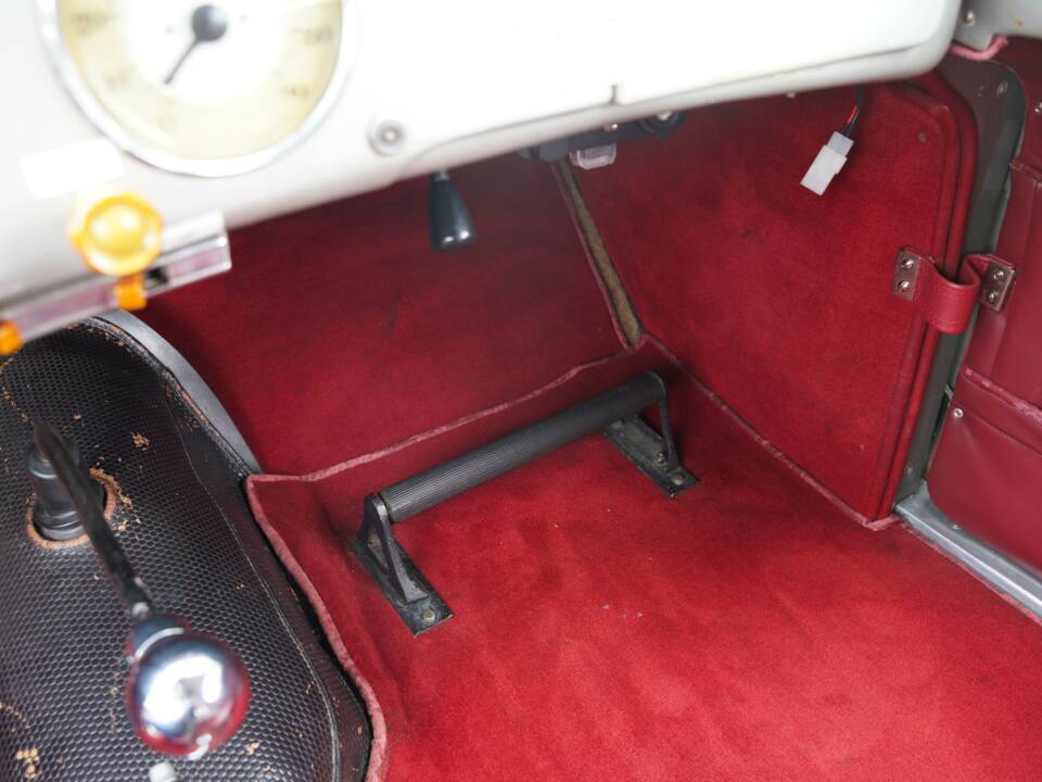 Immagine 49/50 di FIAT 1100 S (1947)