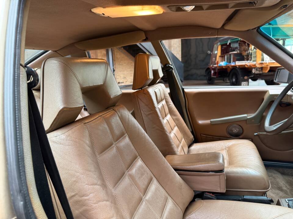 Immagine 35/43 di Citroën CX 2400 GTi (1982)