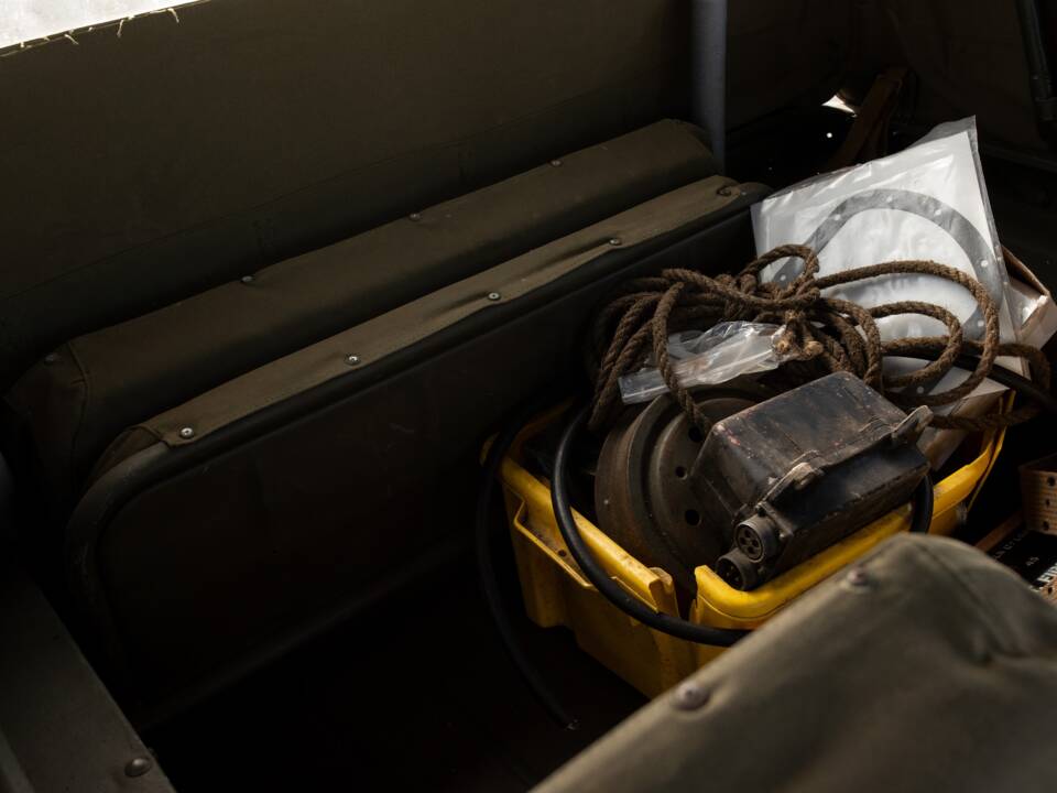 Bild 42/50 von Willys-Overland MC / M-38 (1961)