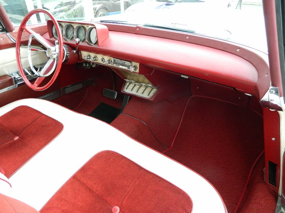 Bild 19/23 von Lincoln Continental Mark II (1956)