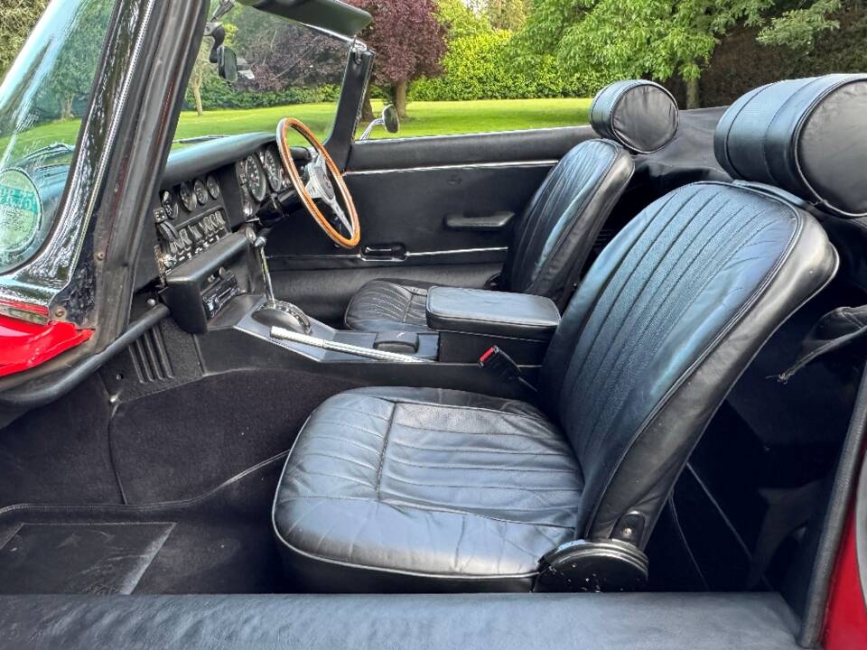 Image 28/39 of Jaguar E-Type V12 (1974)