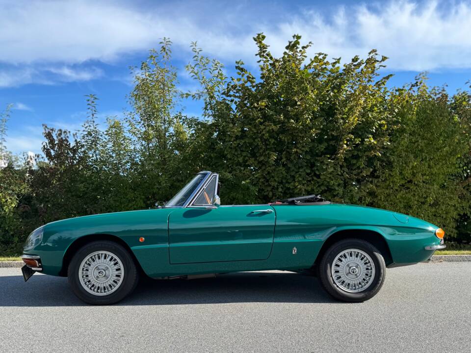 Immagine 3/33 di Alfa Romeo 1600 Duetto (1968)