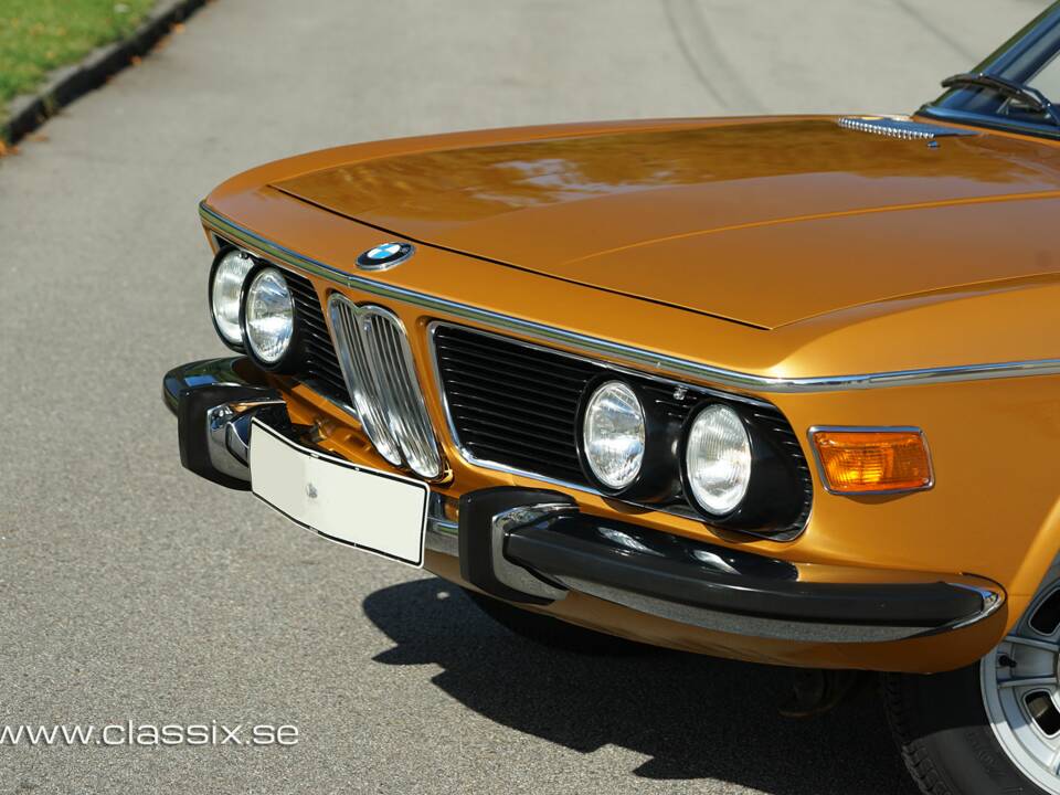 Image 15/32 of BMW 3.0 CS (1972)