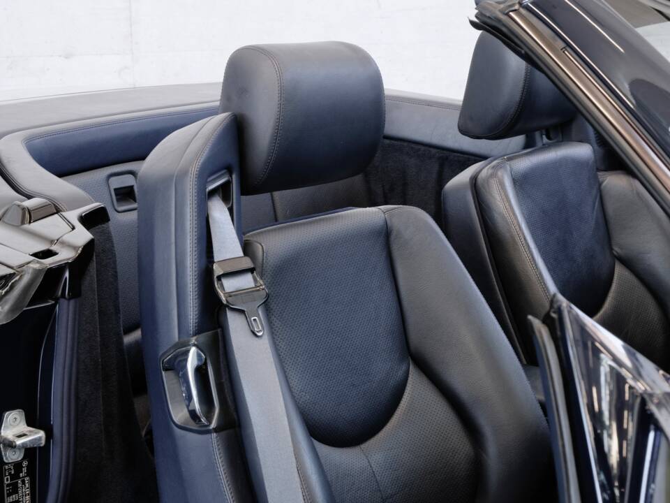 Image 26/46 of Mercedes-Benz SL 320 (1998)