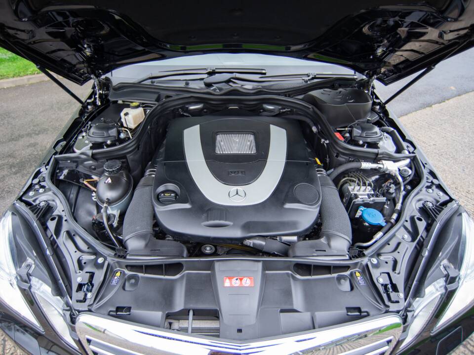 Bild 20/25 von Mercedes-Benz E 500 (2010)