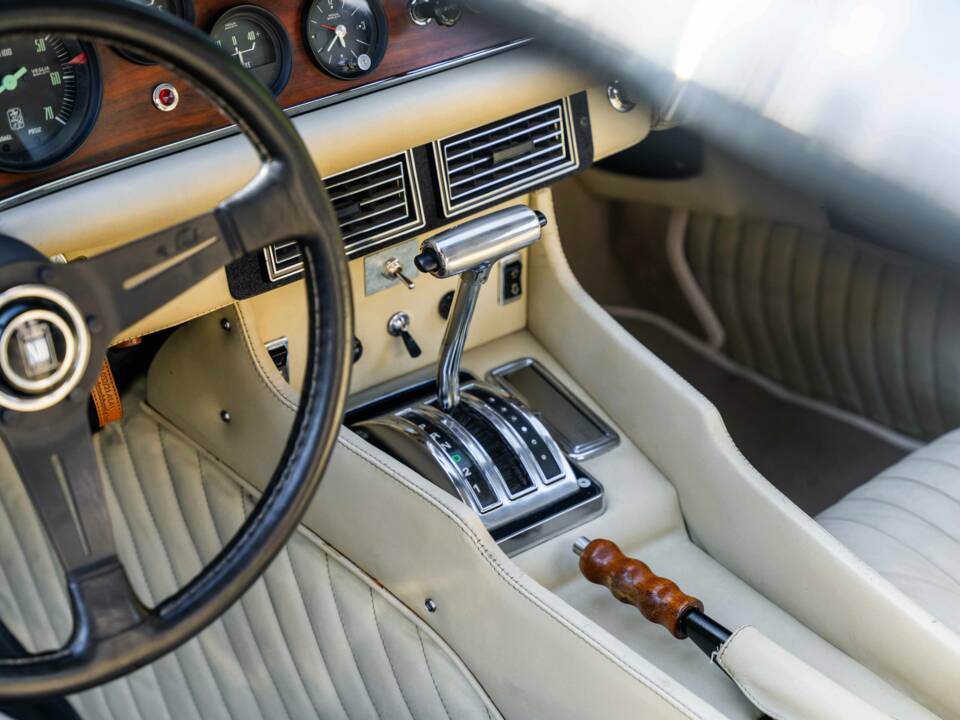 Image 21/23 of ISO Grifo (1973)