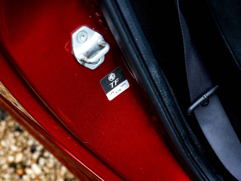 Image 23/37 of MG TF 135 (2005)