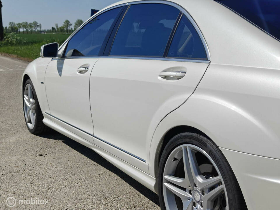 Bild 14/50 von Mercedes-Benz S 500 (2012)