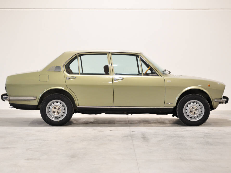 Imagen 27/67 de Alfa Romeo Alfetta 1.8 (1974)
