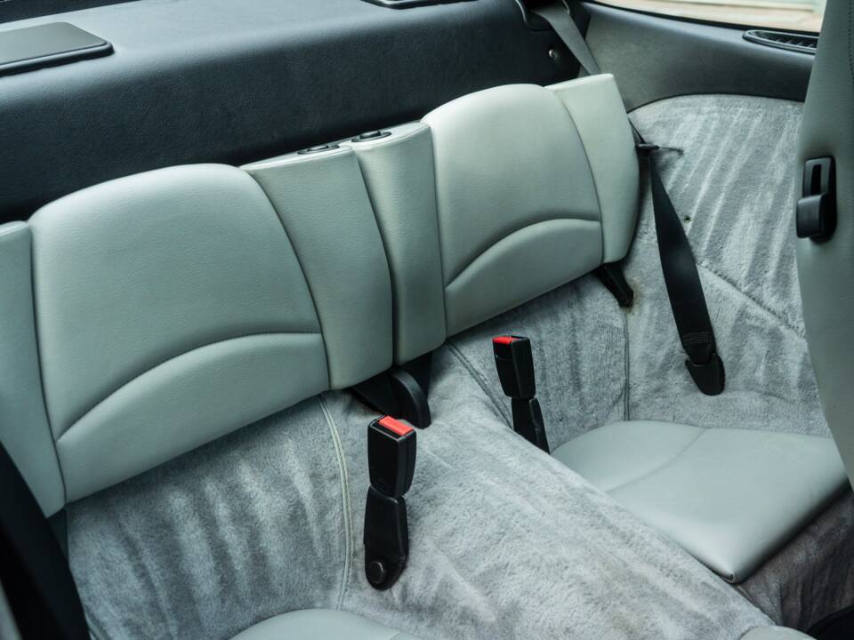 Image 45/68 of Porsche 911 Carrera (1997)