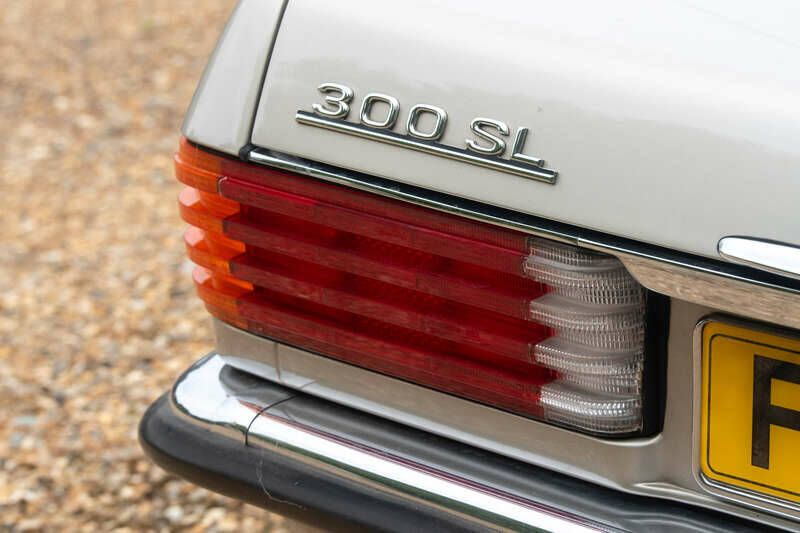 Imagen 37/50 de Mercedes-Benz 300 SL (1989)