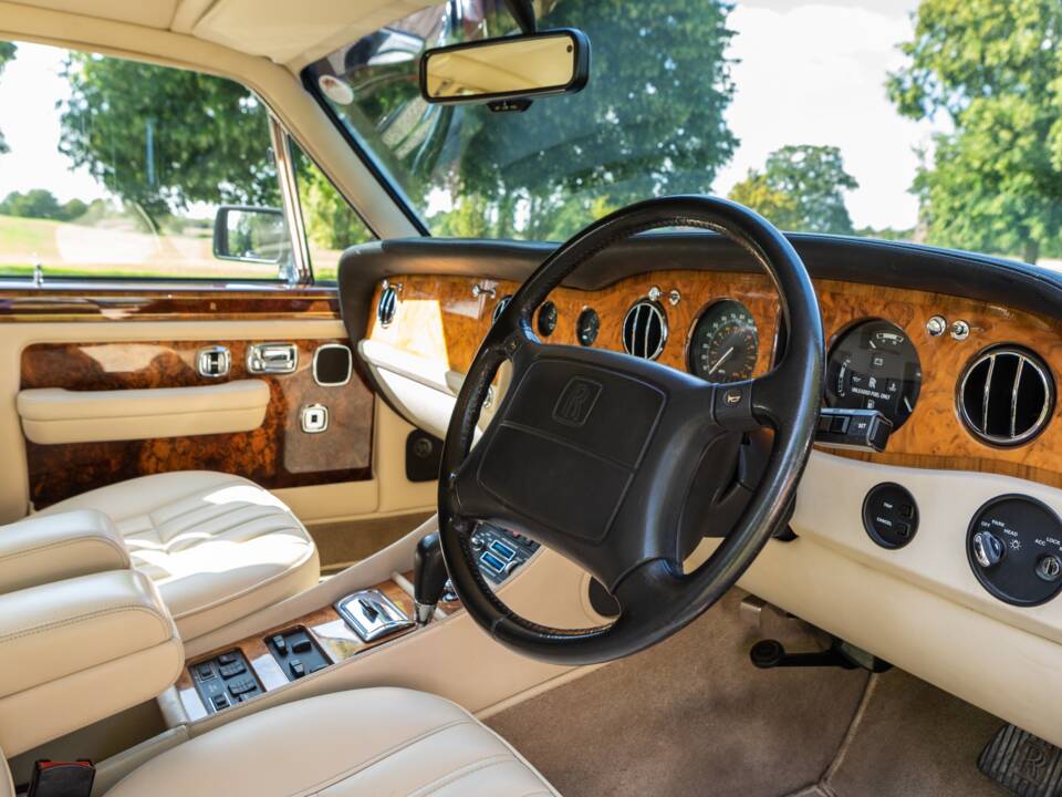Imagen 9/24 de Rolls-Royce Flying Spur (1994)