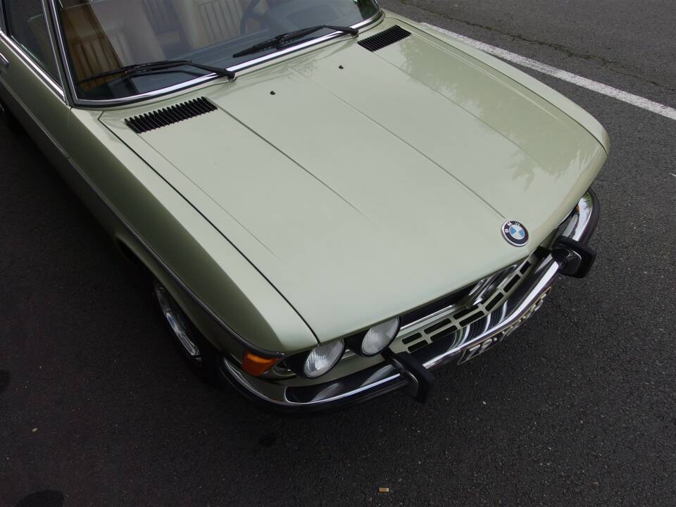 Image 9/95 de BMW 2500 (1977)