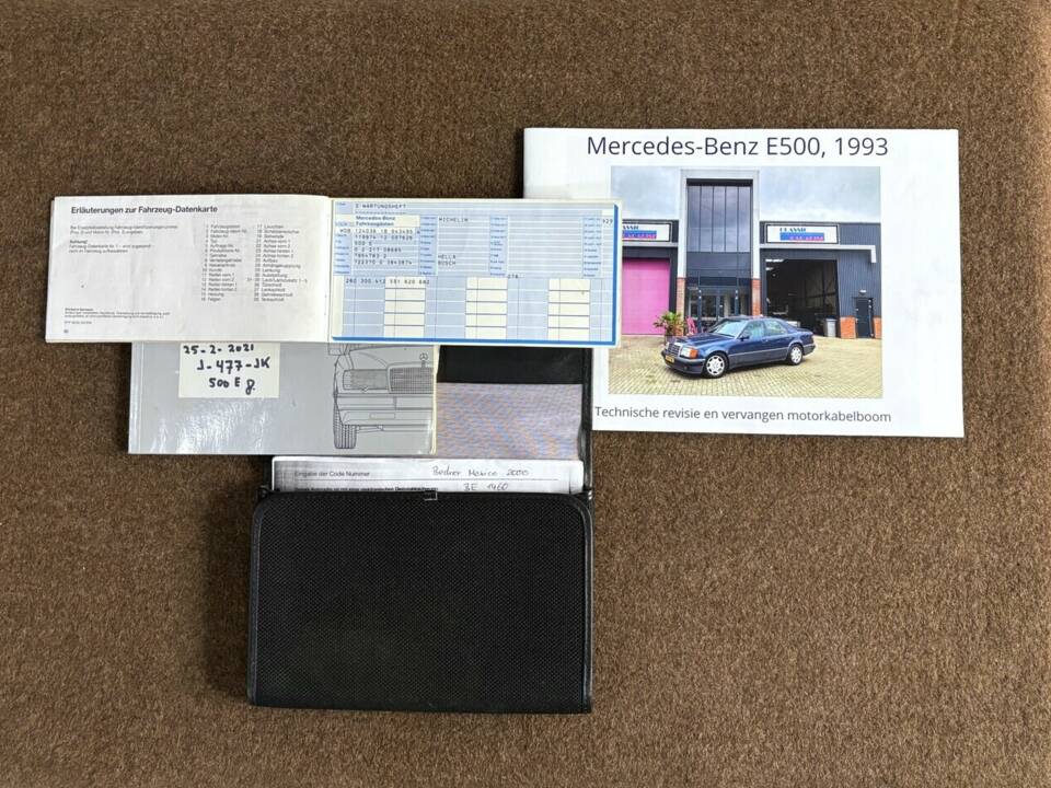 Bild 13/22 von Mercedes-Benz 500 E (1993)