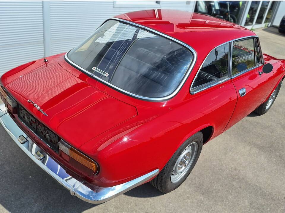 Afbeelding 7/11 van Alfa Romeo Giulia 1300 GT Junior (1971)