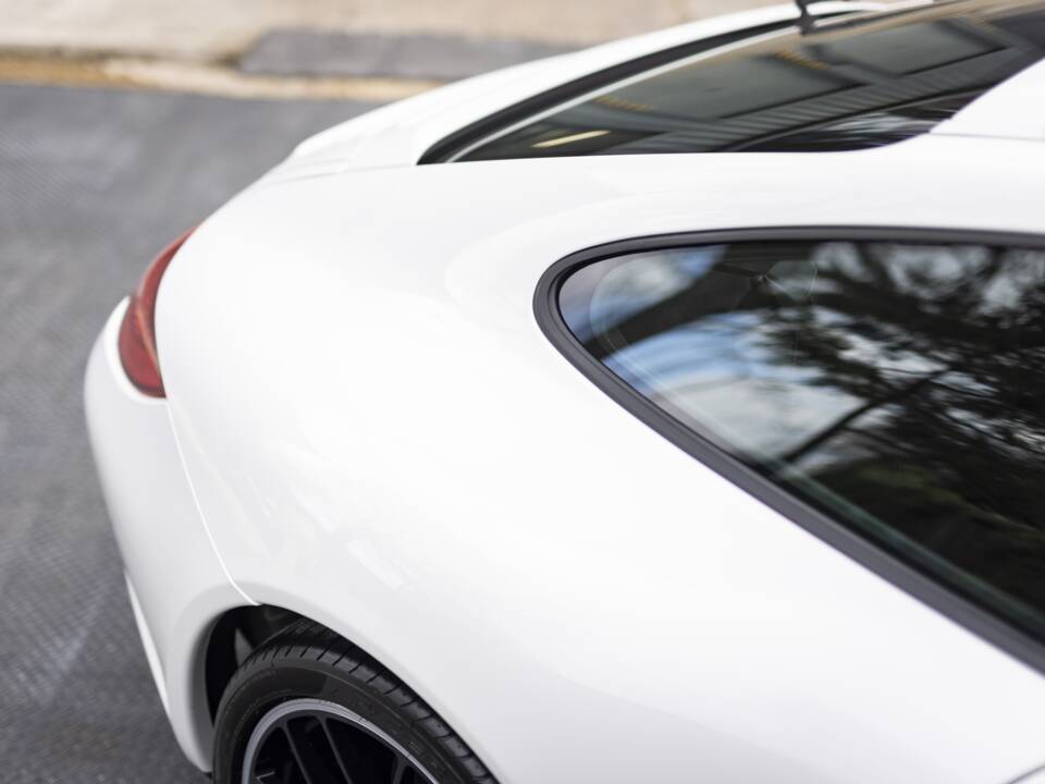 Immagine 24/25 di Porsche 911 Carrera GTS (2011)