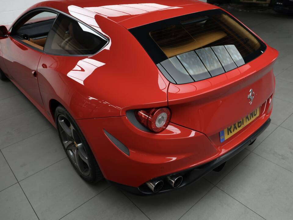 Immagine 45/50 di Ferrari FF (2011)