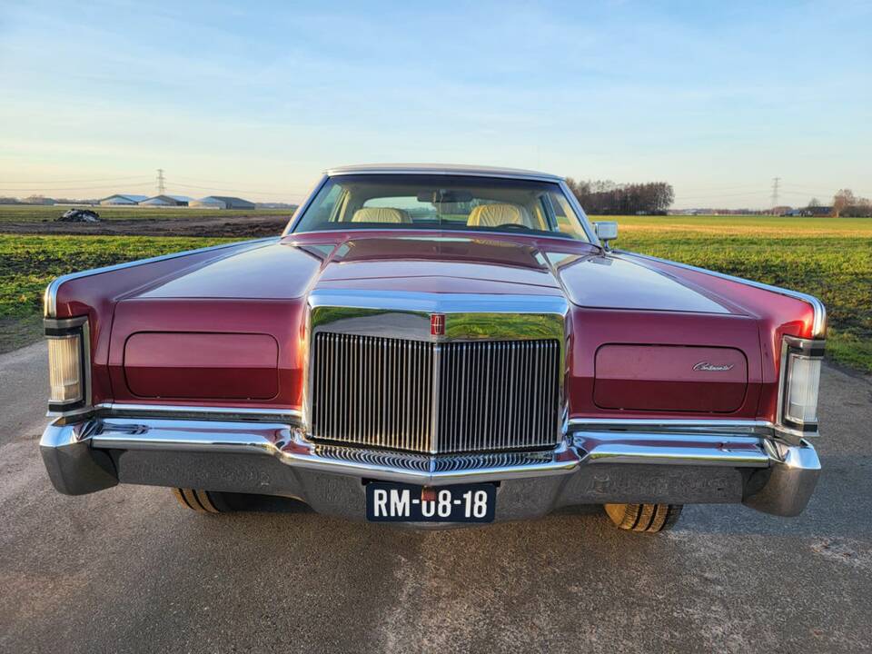 Imagen 3/8 de Lincoln Continental Coupe (1970)