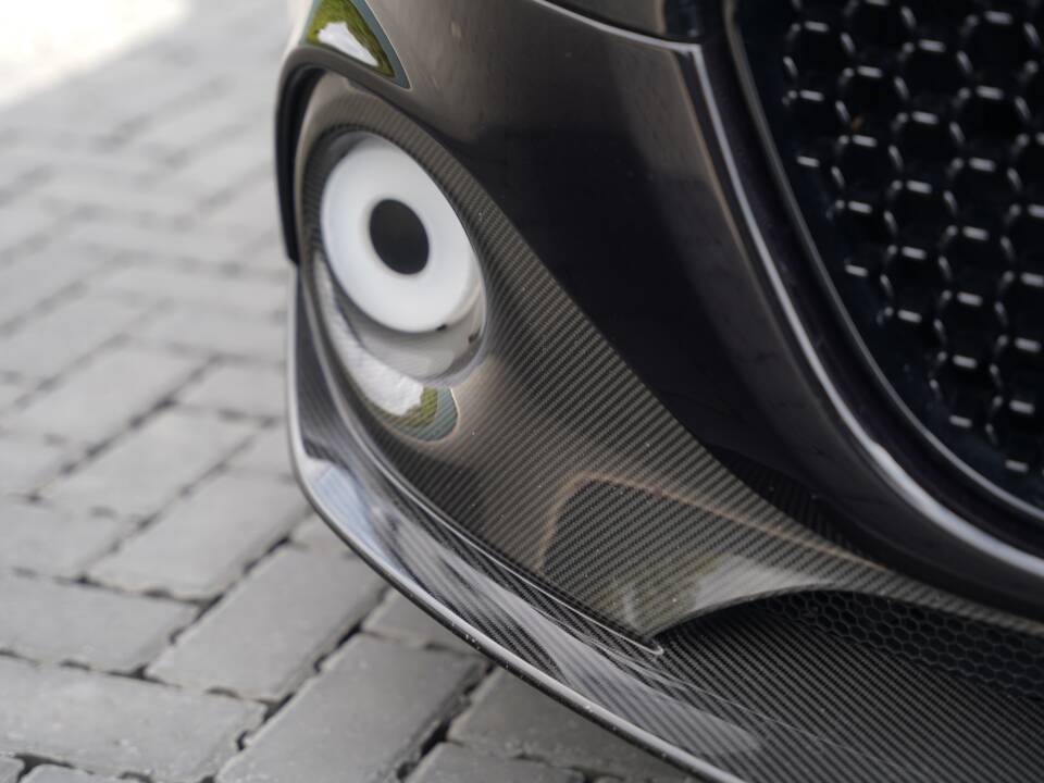 Image 40/50 of Aston Martin Rapide AMR (2019)