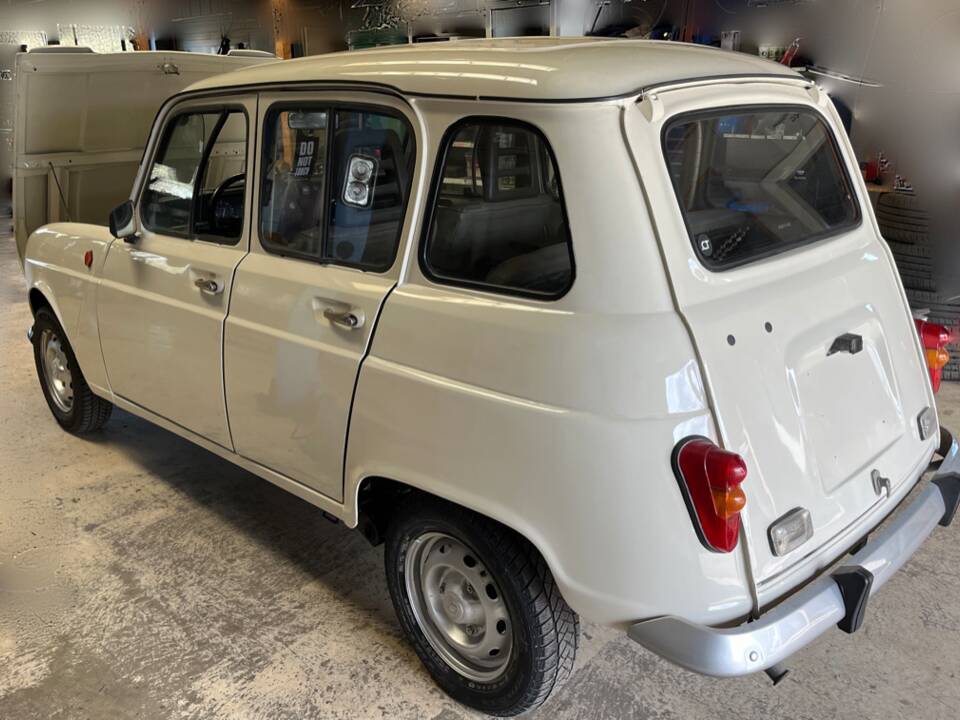 Immagine 33/54 di Renault R 4 TL (1987)