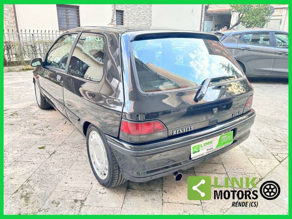 Bild 4/10 von Renault Clio I 1.8 16V (1992)