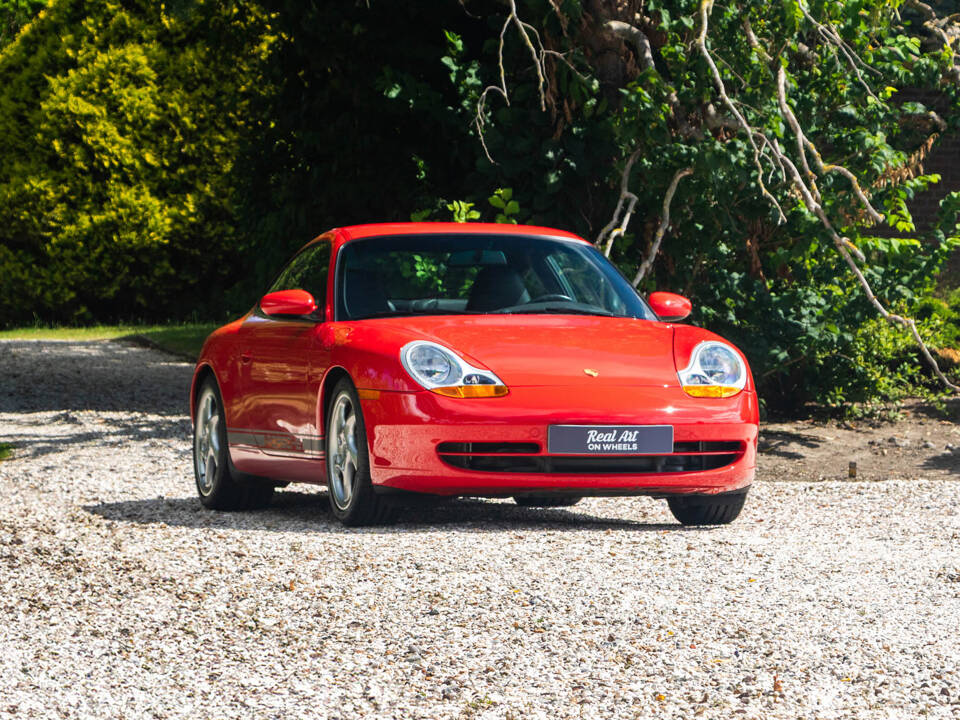 Bild 2/13 von Porsche 911 Carrera (1997)