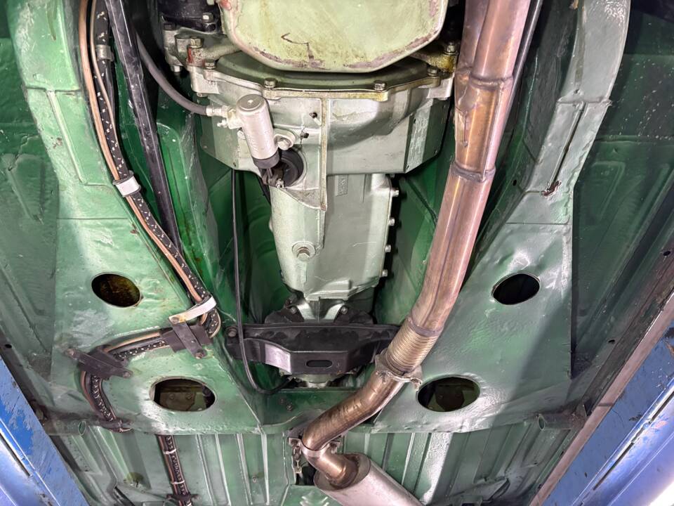 Immagine 30/40 di MG MGC GT (1968)