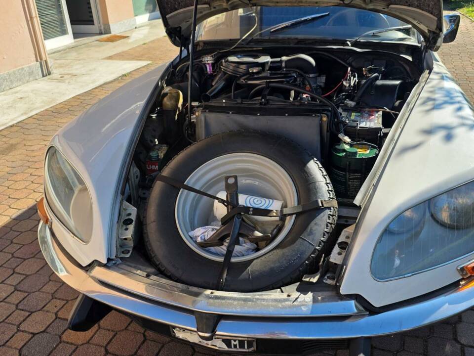 Bild 14/50 von Citroën DS 20 (1971)