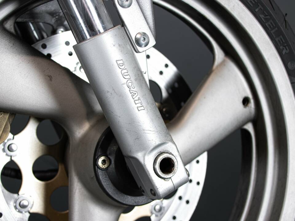 Image 45/50 of Ducati DUMMY (1996)