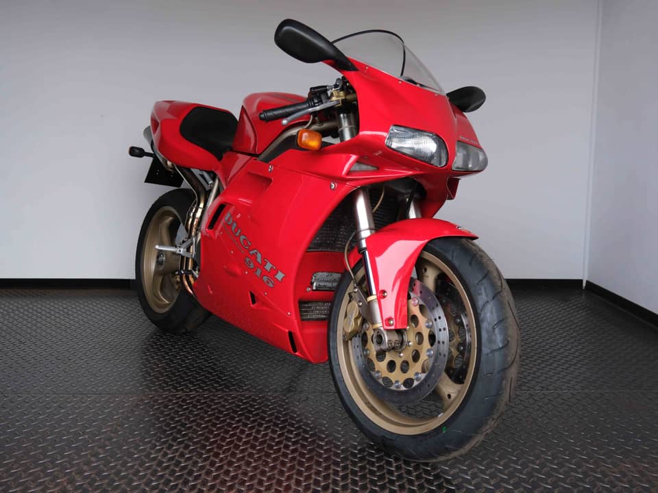 Bild 15/93 von Ducati 916 Strada (1994)