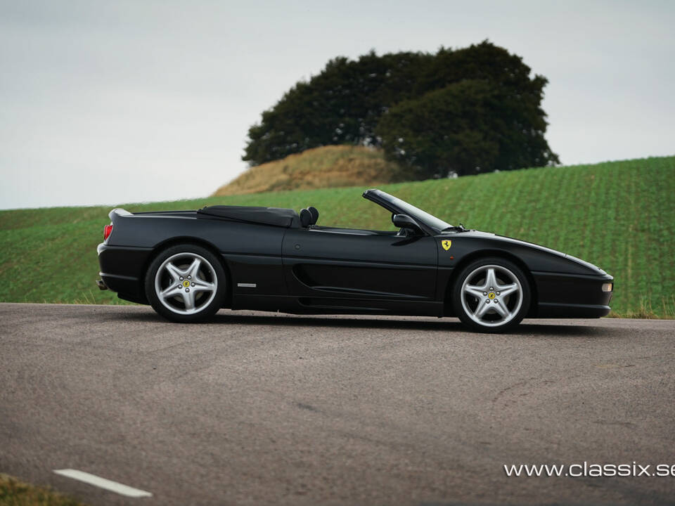 Imagen 33/33 de Ferrari F 355 Spider (1997)