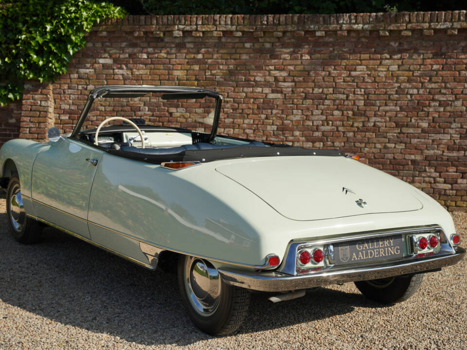 Imagen 42/50 de Citroën ID 19 Usine (1963)