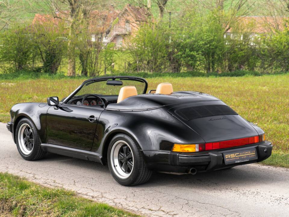 Imagen 9/32 de Porsche 911 Speedster 3.2 (1989)