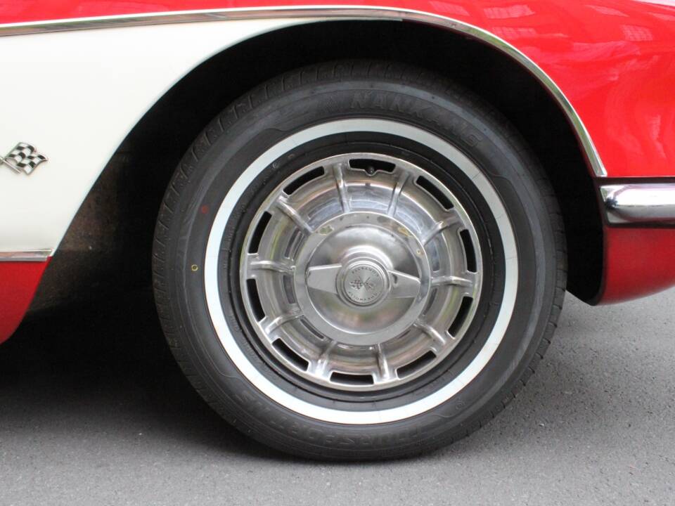 Image 16/21 of Chevrolet Corvette (1959)