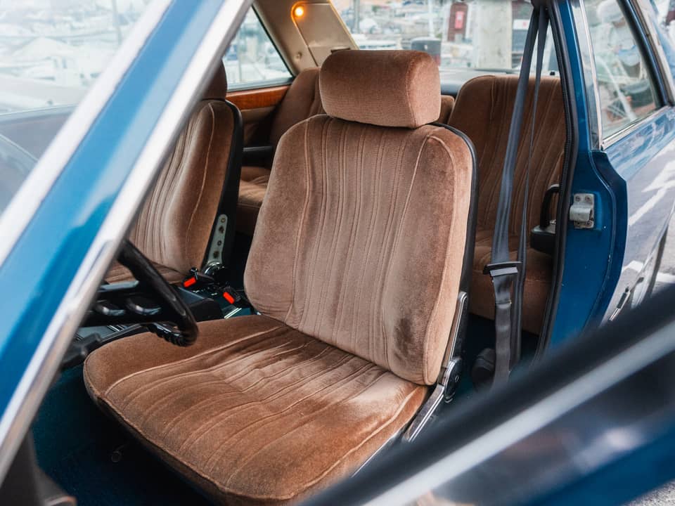 Image 22/37 of FIAT 130 Coupé (1974)