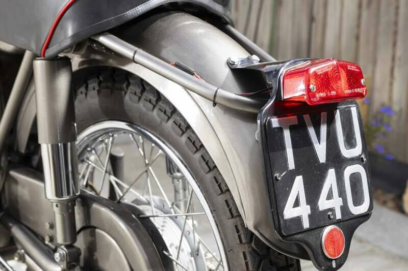 Image 8/40 of Norton Model 30 International (1957)
