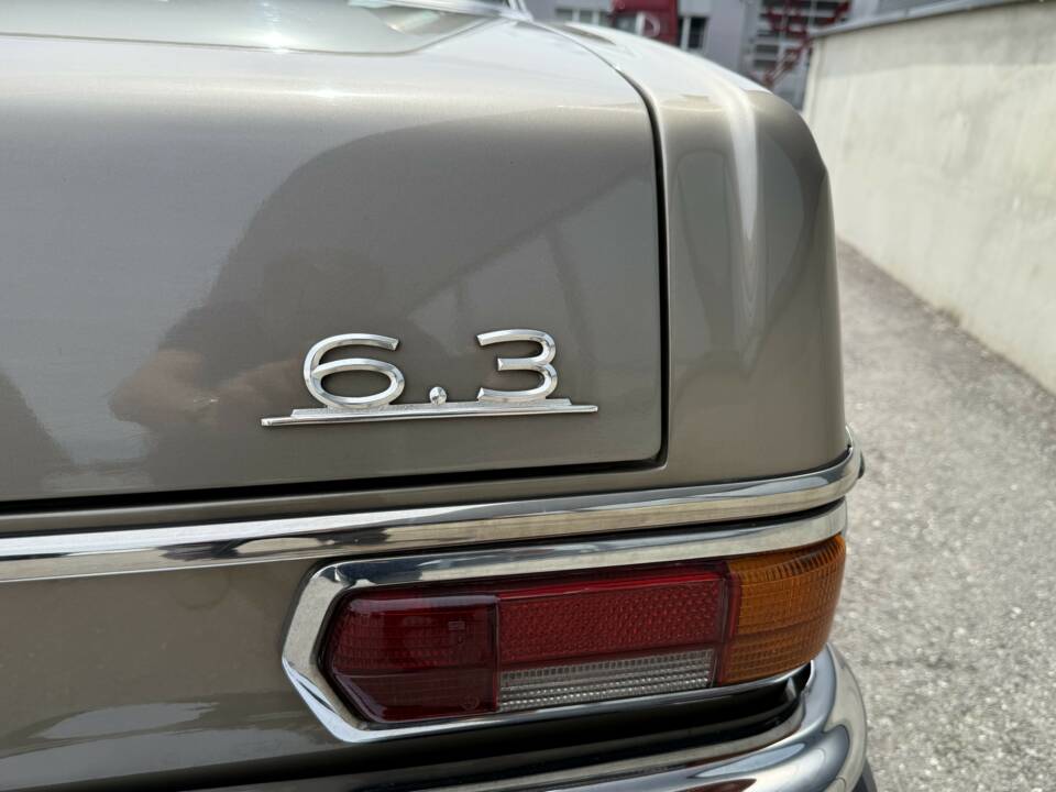 Afbeelding 21/89 van Mercedes-Benz 300 SEL 6.3 (1972)